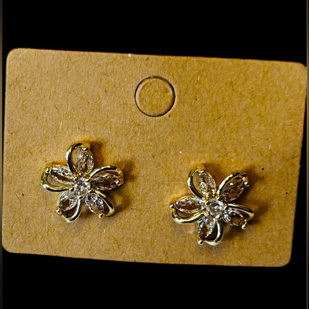 Gold Tone Flower Stud Earrings